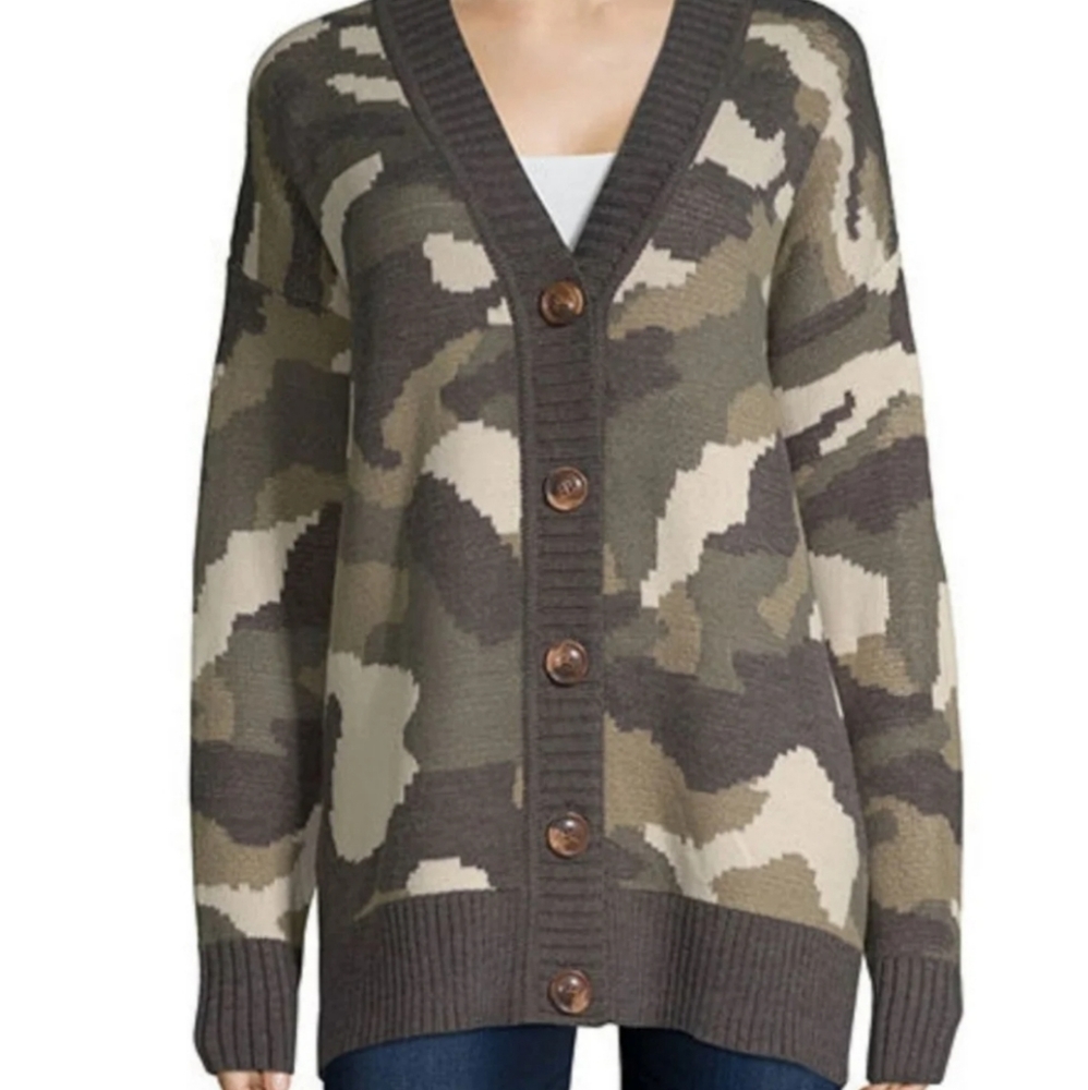 Camo Cardigan (XL)